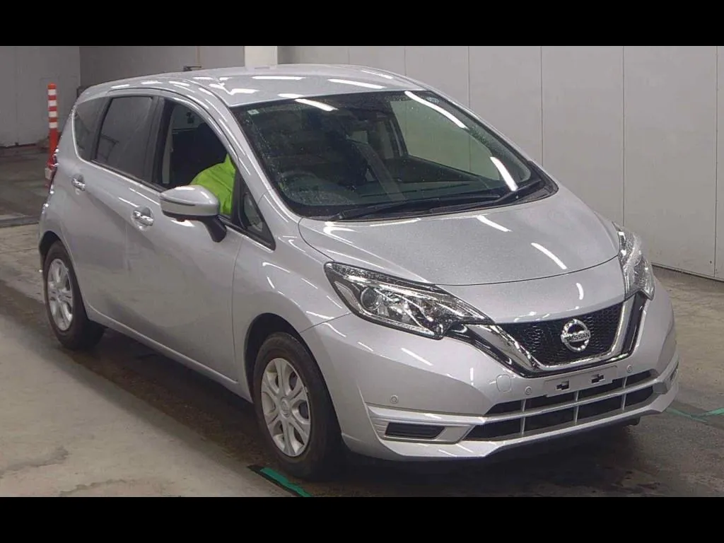 NISSAN NOTE X V SELECTION