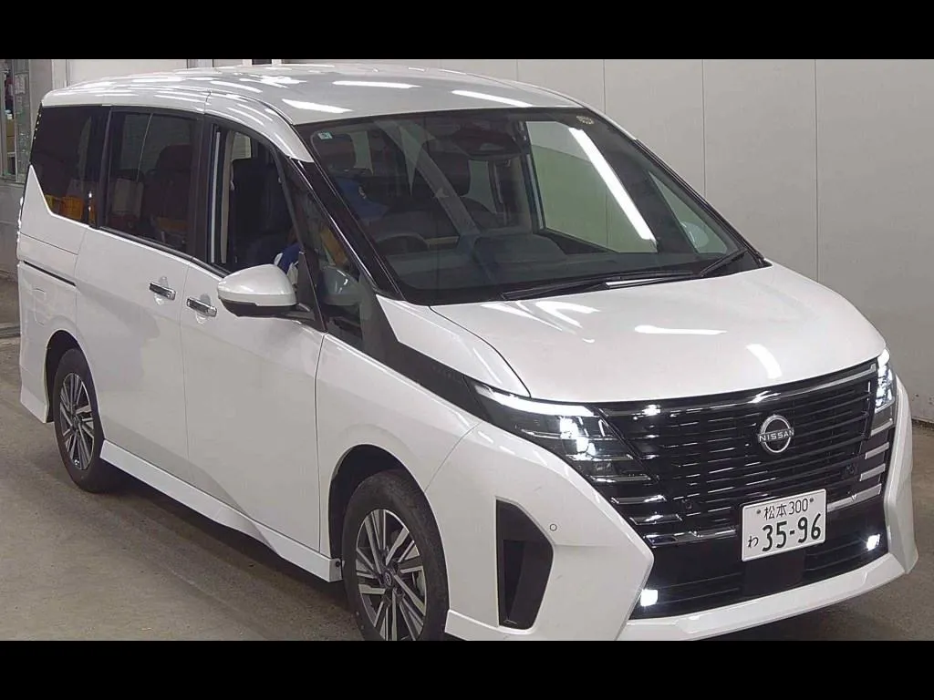 NISSAN SERENA 5D 4WD HIGHWAY STAR V V SELECTION