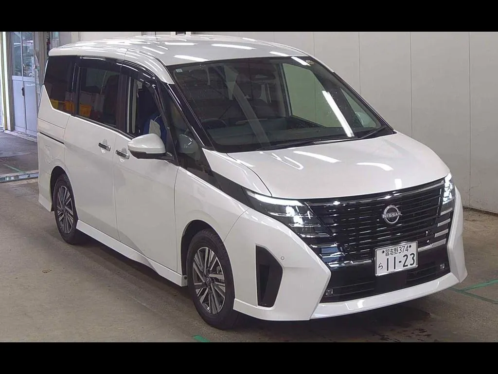 NISSAN SERENA 5D E-POWER HIGHWAY STAR V