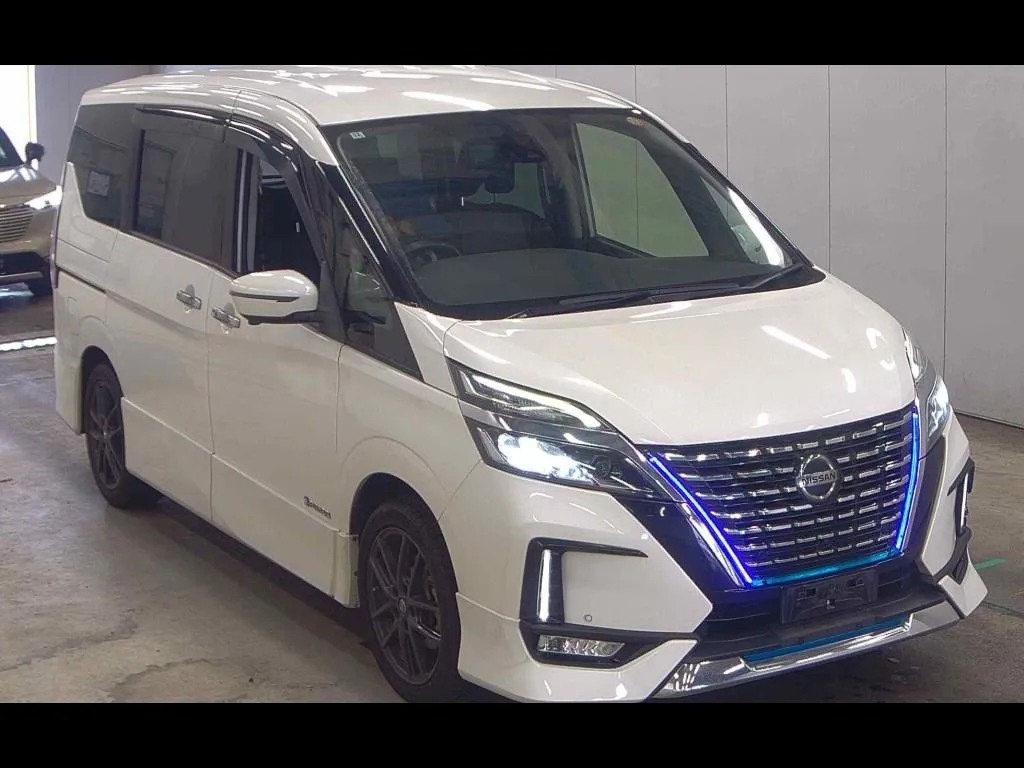 NISSAN SERENA 5D E-POWER HIGHWAY STAR V