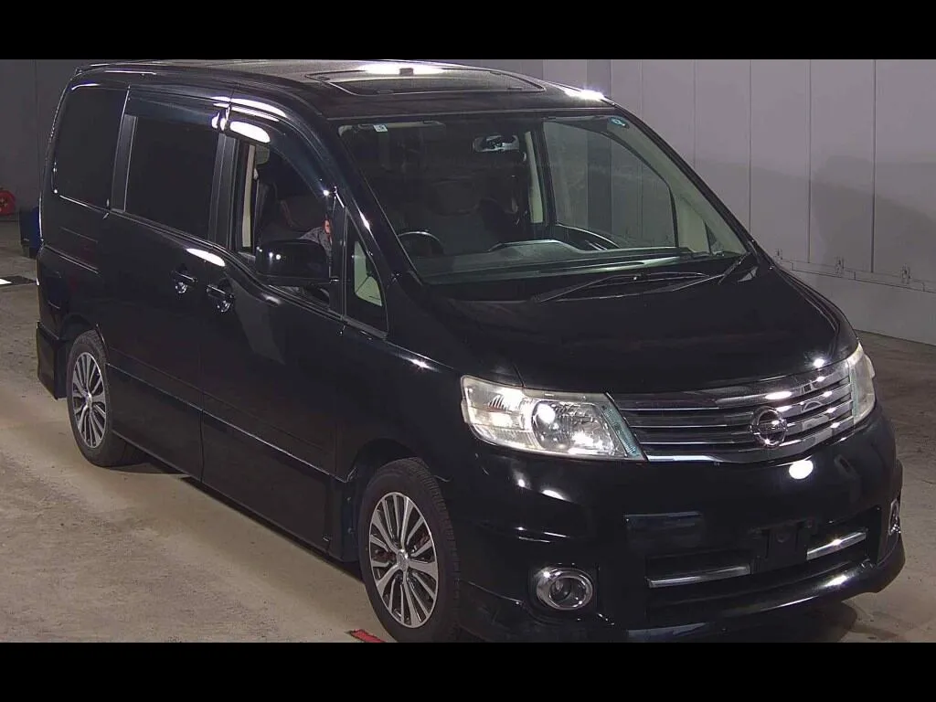 NISSAN SERENA 5D HIGHWAY STAR