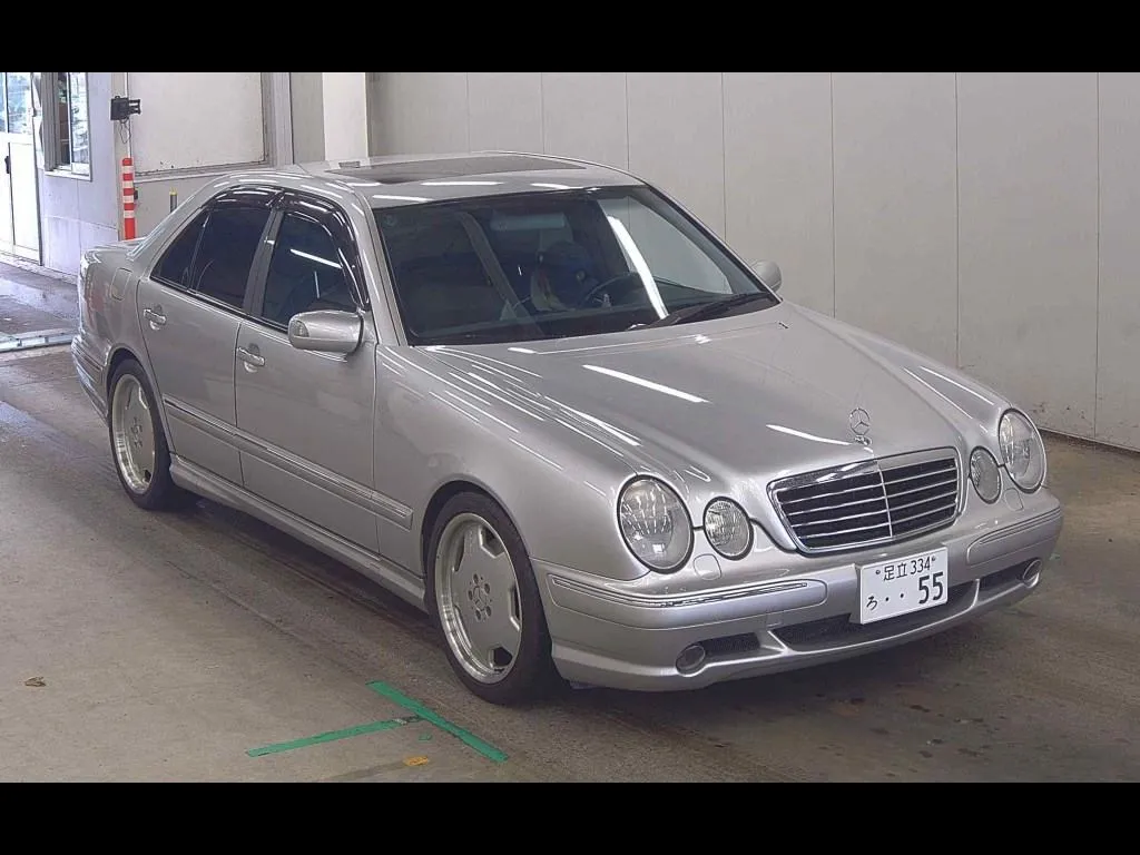 AMG E-CLASS 4D E55