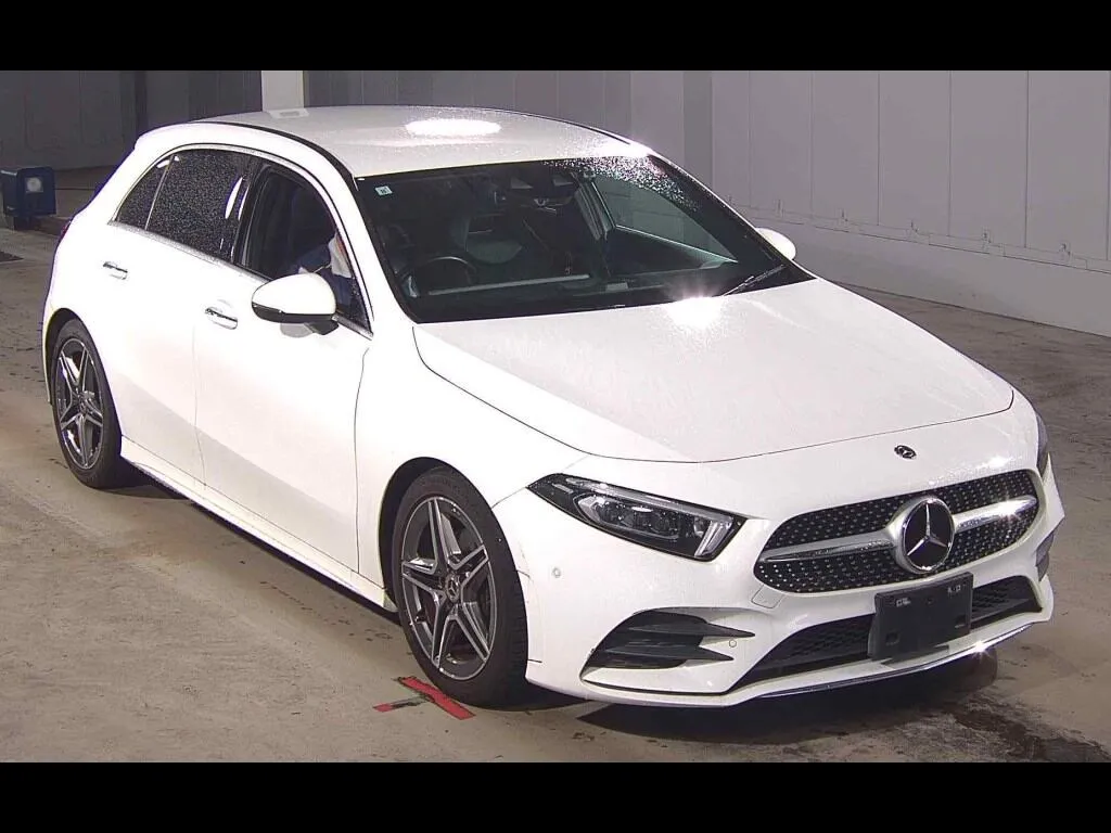 MERCEDES BENZ A-CLASS A180 STYLE AMG LINE