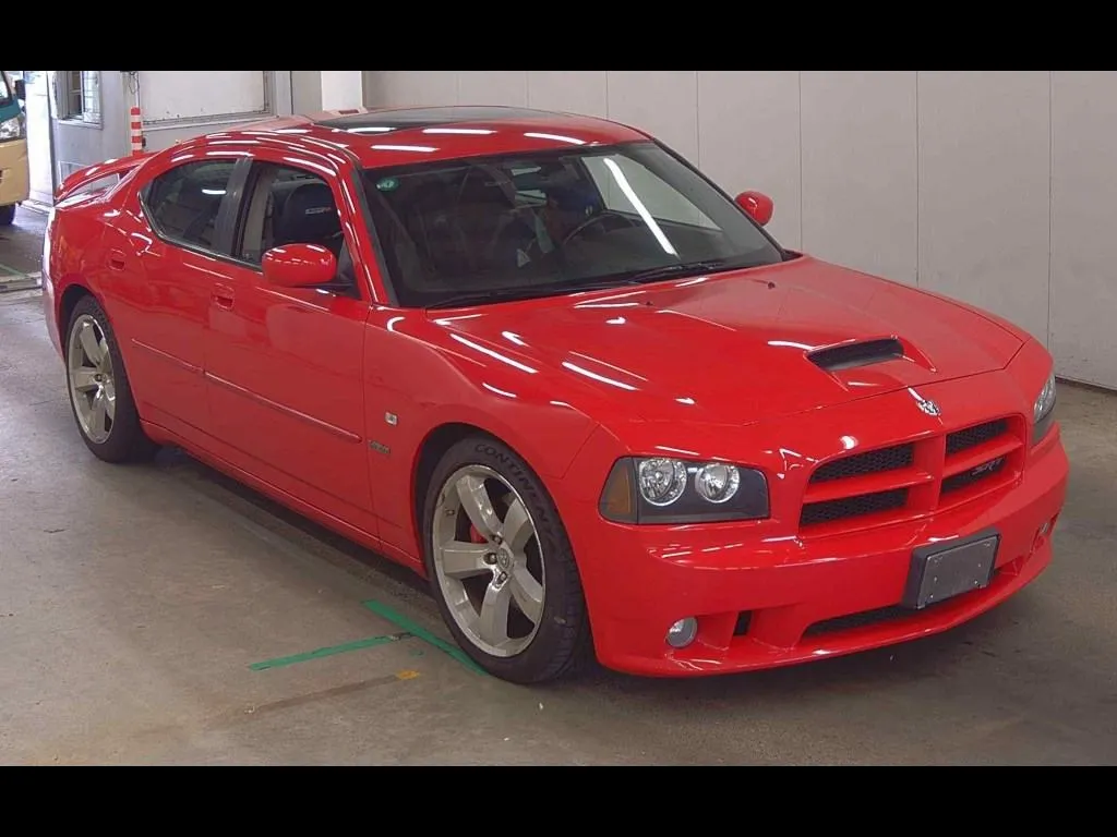 DODGE CHARGER 4D SRT8