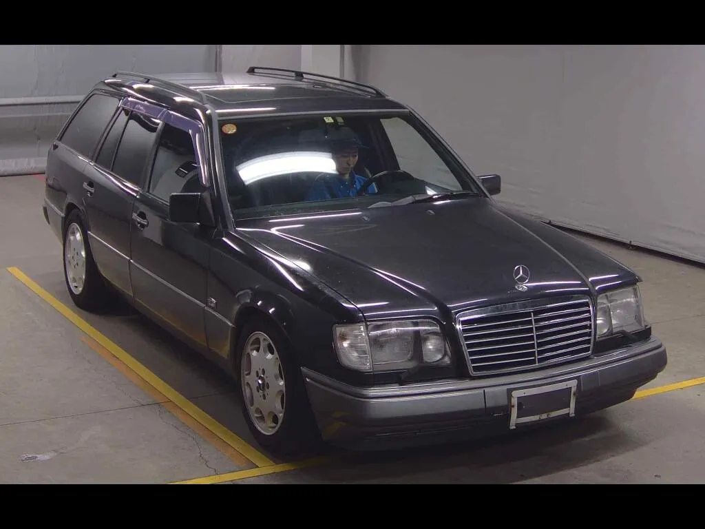 MERCEDES BENZ E-CLASS STATIONWAGON E320 STATIONWAGON