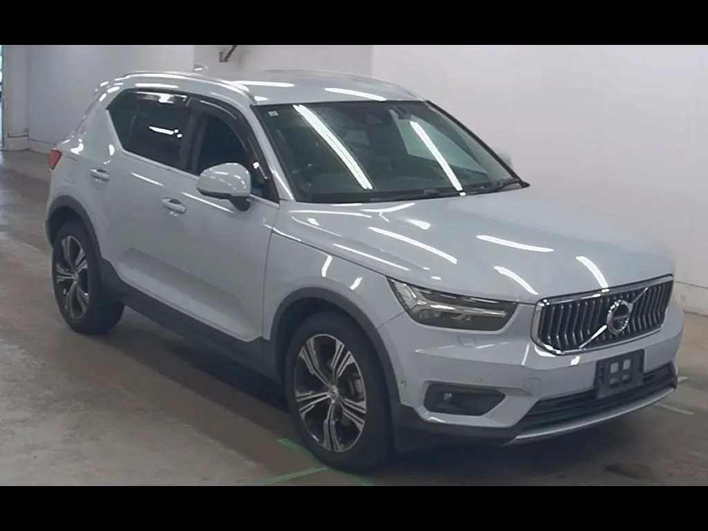 VOLVO XC40 4WD OTHERS