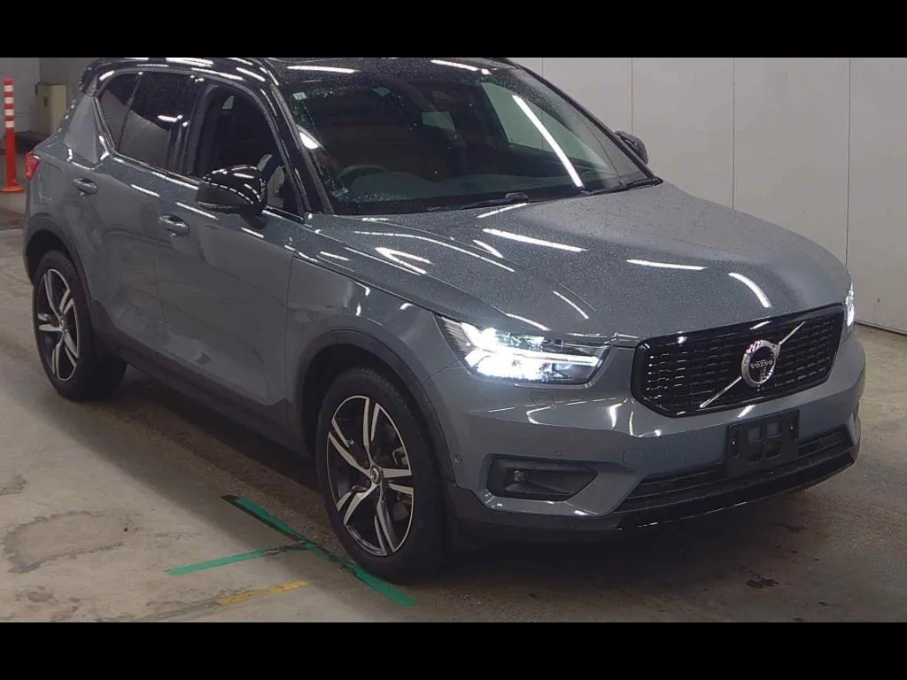 VOLVO XC40 4WD T4 AWD R-DESIGN