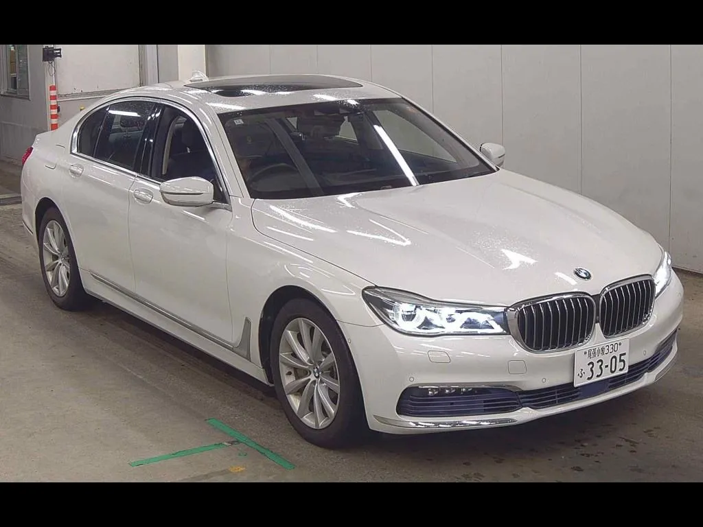 BMW 7 SERIES 740I