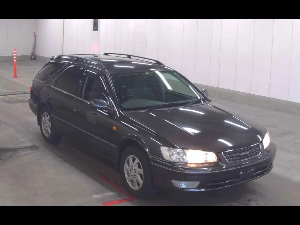 TOYOTA CAMRY GRACIA 4WD 2.5FOUR G SELECTION