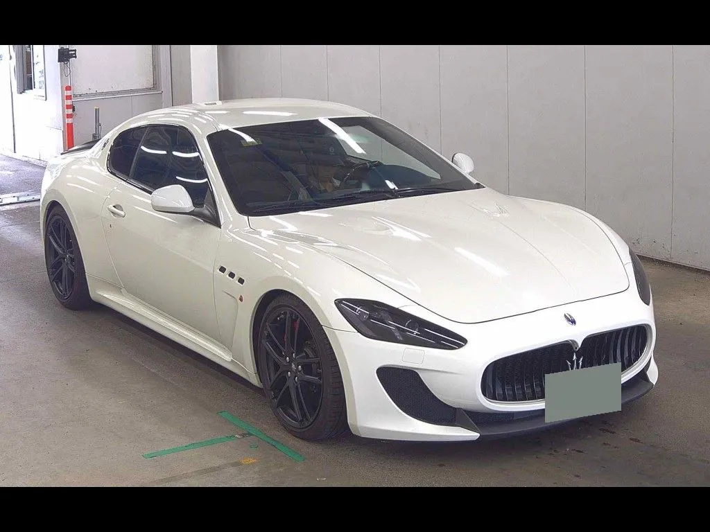 MASERATI GRANTURISMO MC STRADALE