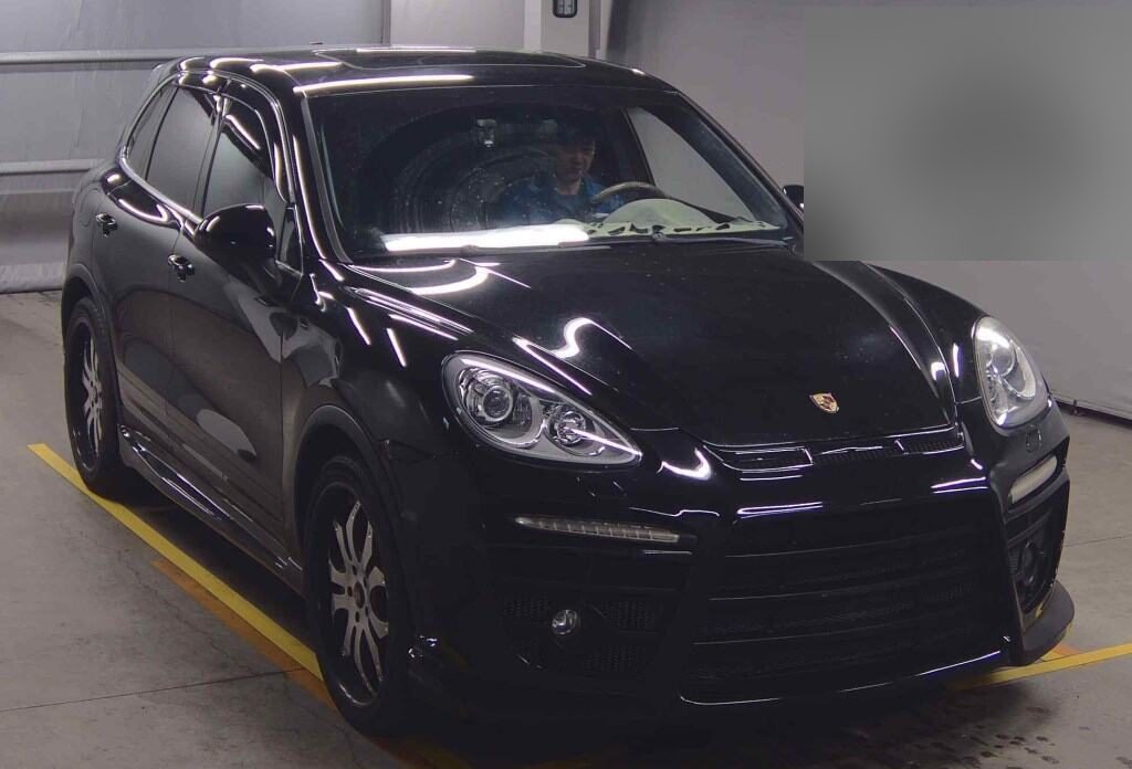 2012 PORSCHE CAYENNE TURBO
