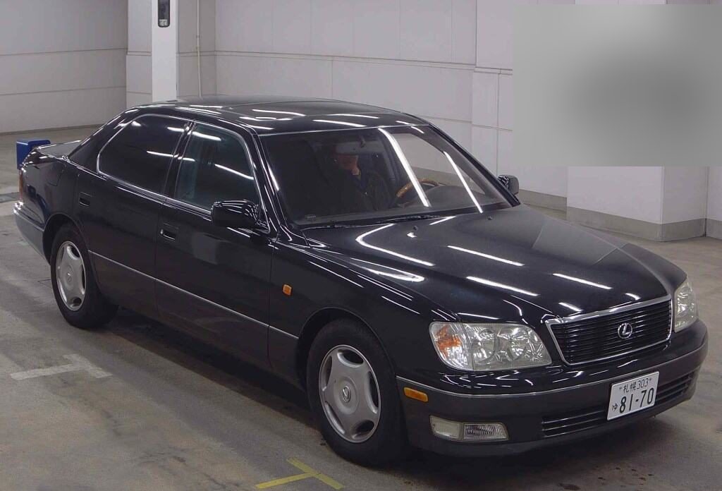 2005 LEXUS LS400