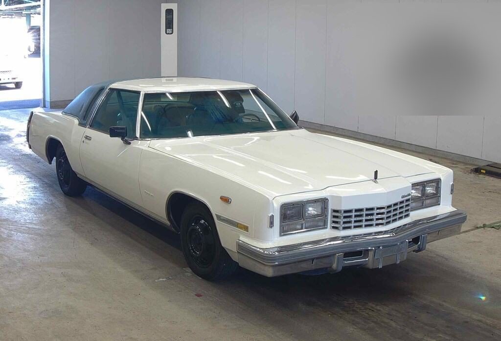 1977 OLDSMOBILE TORONADO