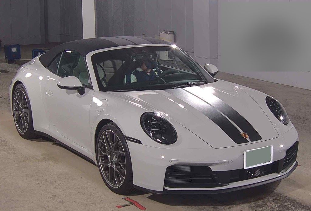 2025 PORSCHE 911