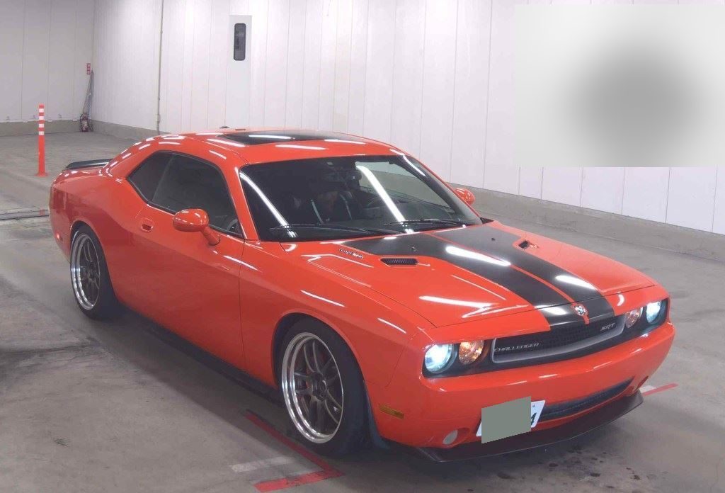 2010 DODGE CHALLENGER SRT8