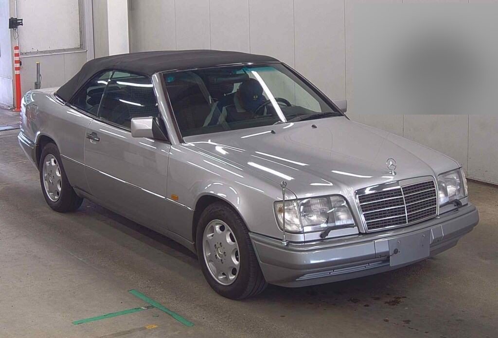 1995 MERCEDES-BENZ E-CLASS E320 CABRIOLET