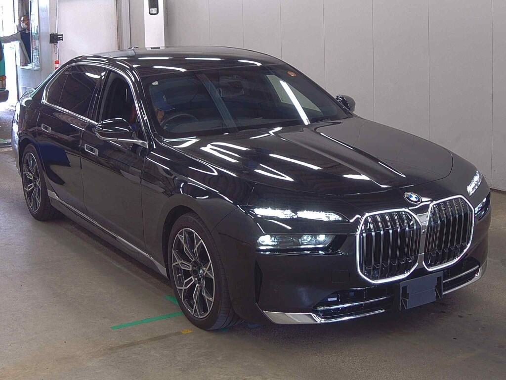 BMW 7 SERIES