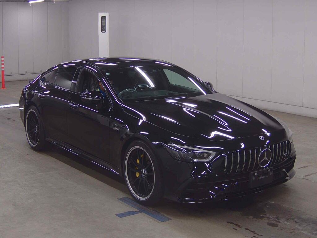 MERCEDES AMG GT