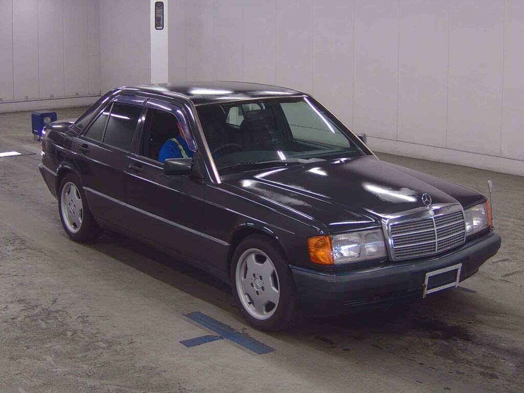 MERCEDES BENZ 190 CLASS