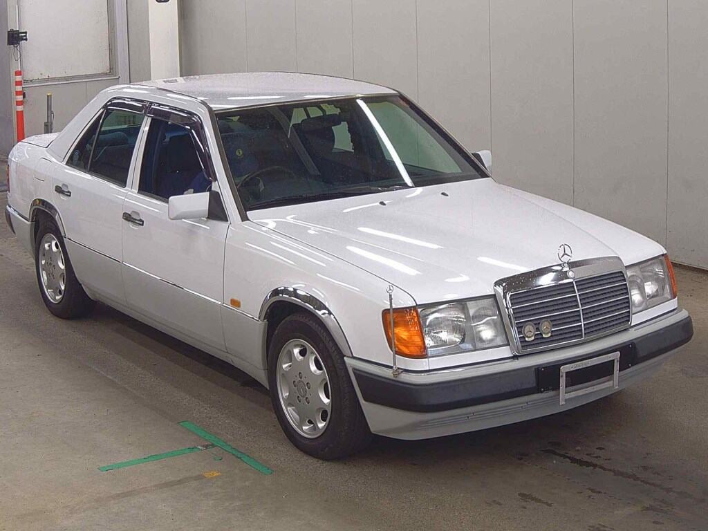 MERCEDES BENZ MEDIUM CLASS