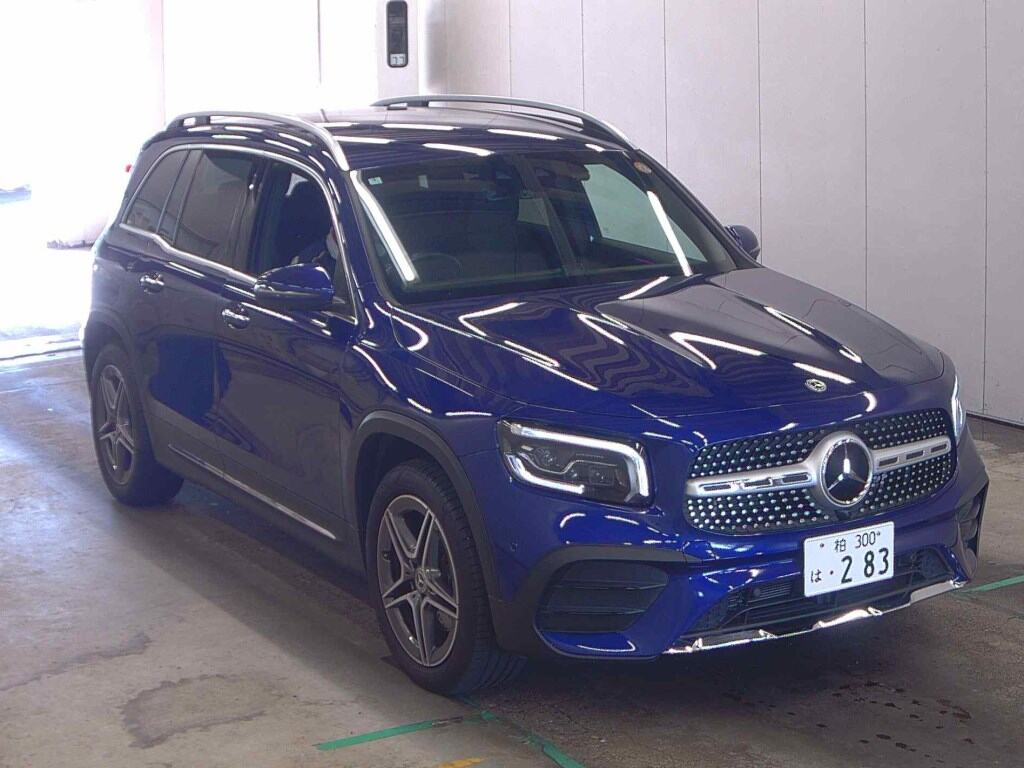 MERCEDES BENZ GLB