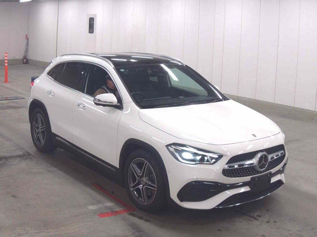 MERCEDES BENZ GLA-CLASS
