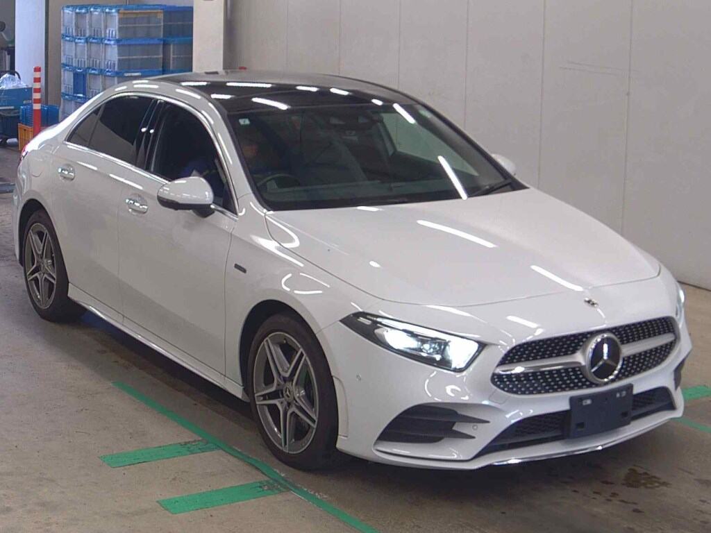 MERCEDES BENZ A-CLASS SEDAN