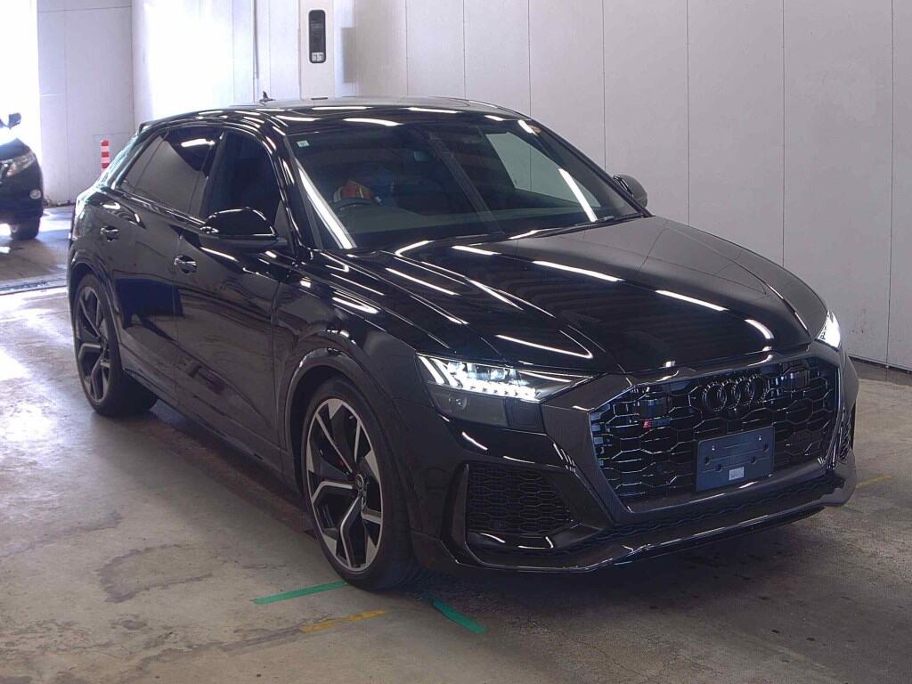 AUDI RS Q8