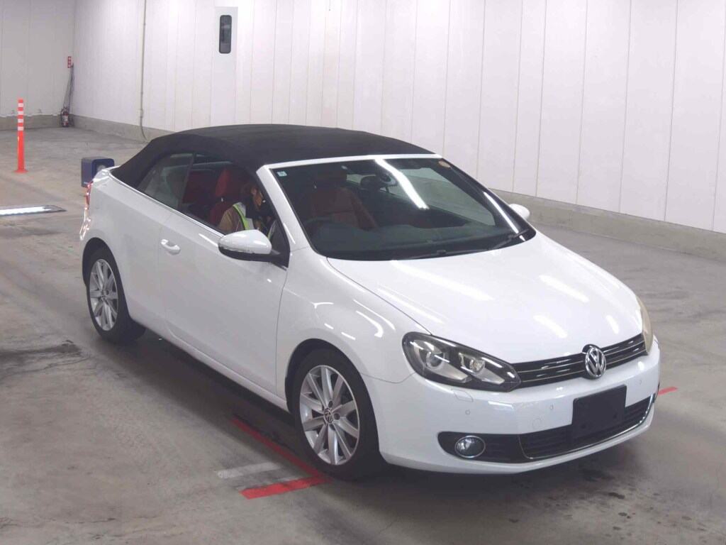 VOLKSWAGEN GOLF CABRIOLET