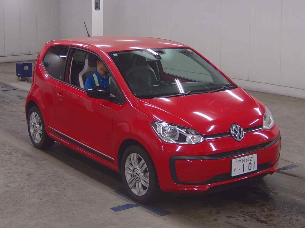VOLKSWAGEN UP!