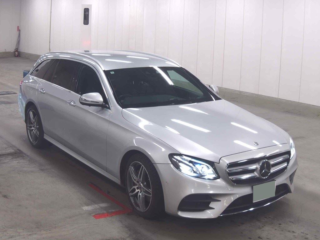 MERCEDES BENZ E-CLASS STATIONWAGON