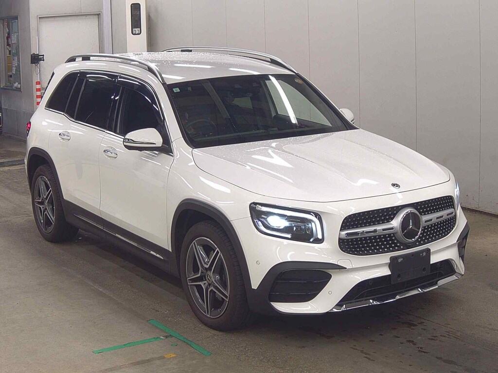 MERCEDES BENZ GLB