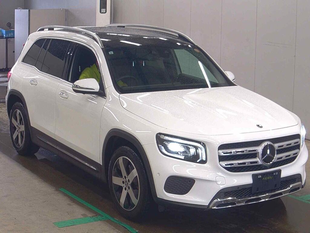 MERCEDES BENZ GLB