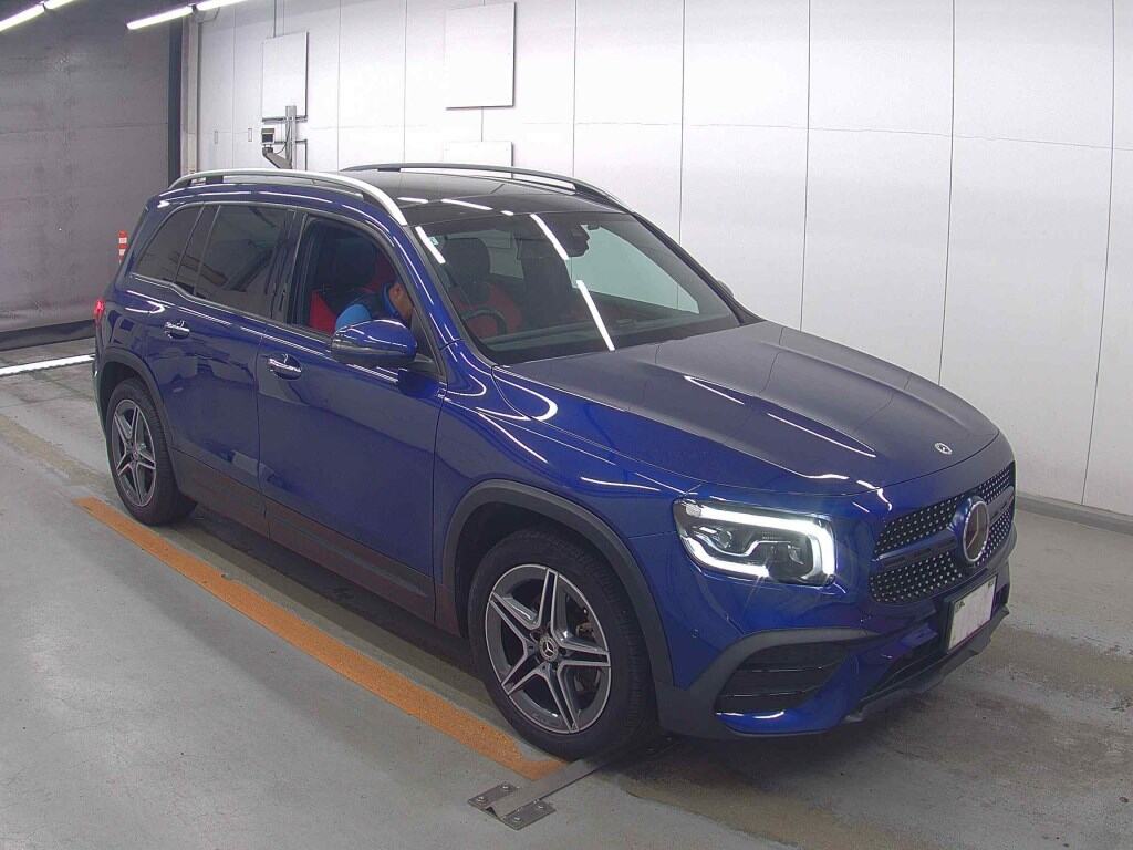 MERCEDES BENZ GLB