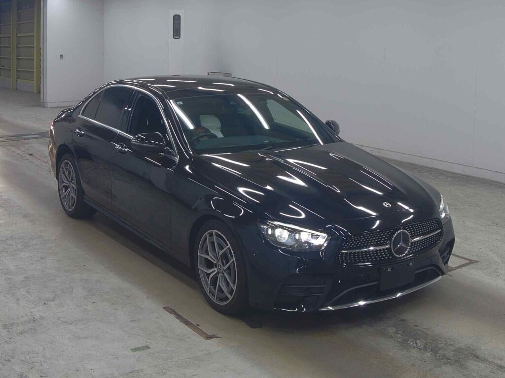 MERCEDES BENZ E-CLASS