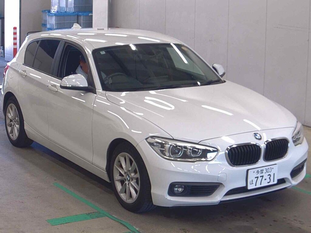 BMW 1 SERIES