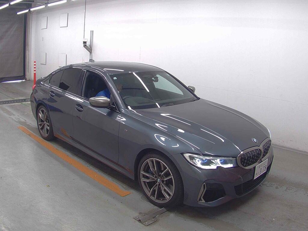 BMW 3 SERIES