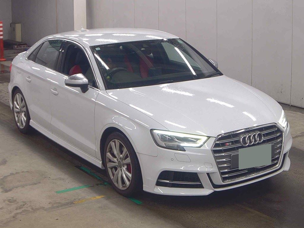 AUDI S3 SEDAN