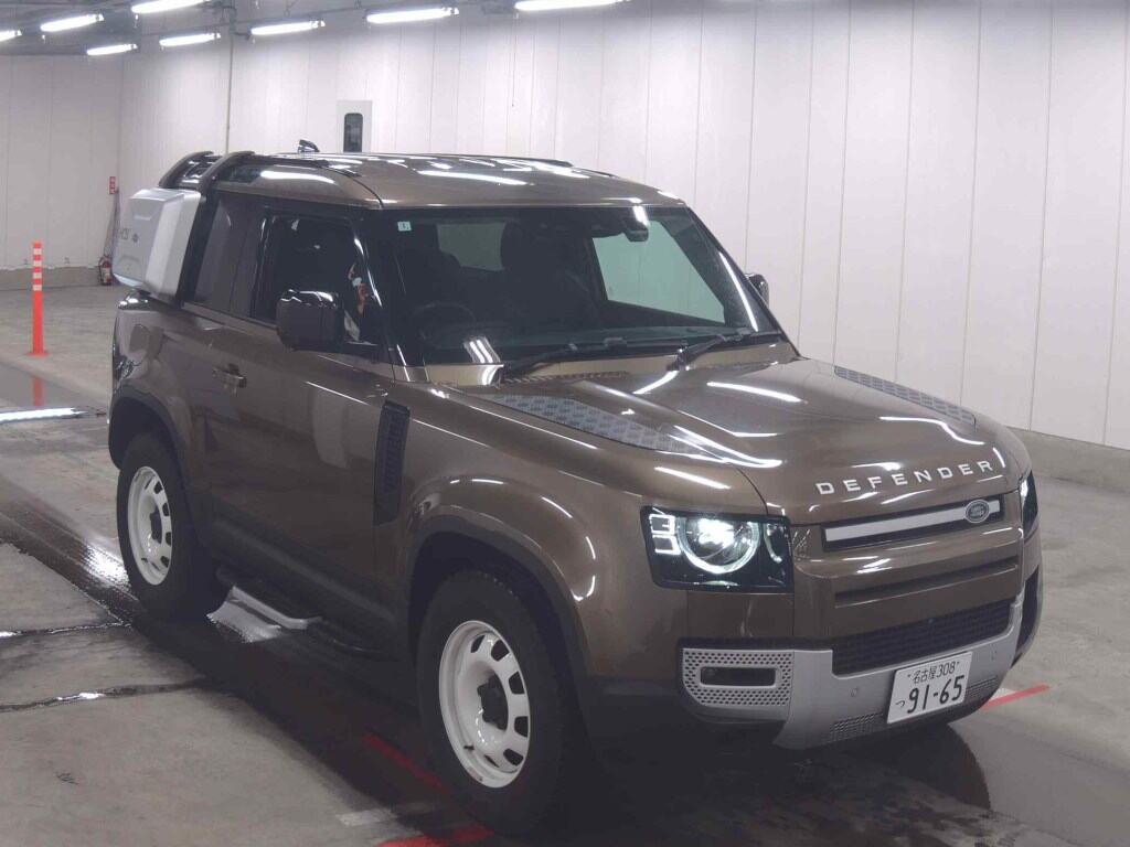LAND ROVER DEFENDER