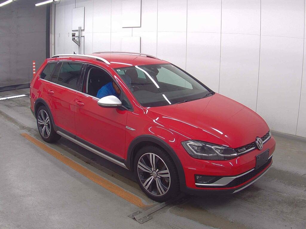 VOLKSWAGEN GOLF ALLTRACK