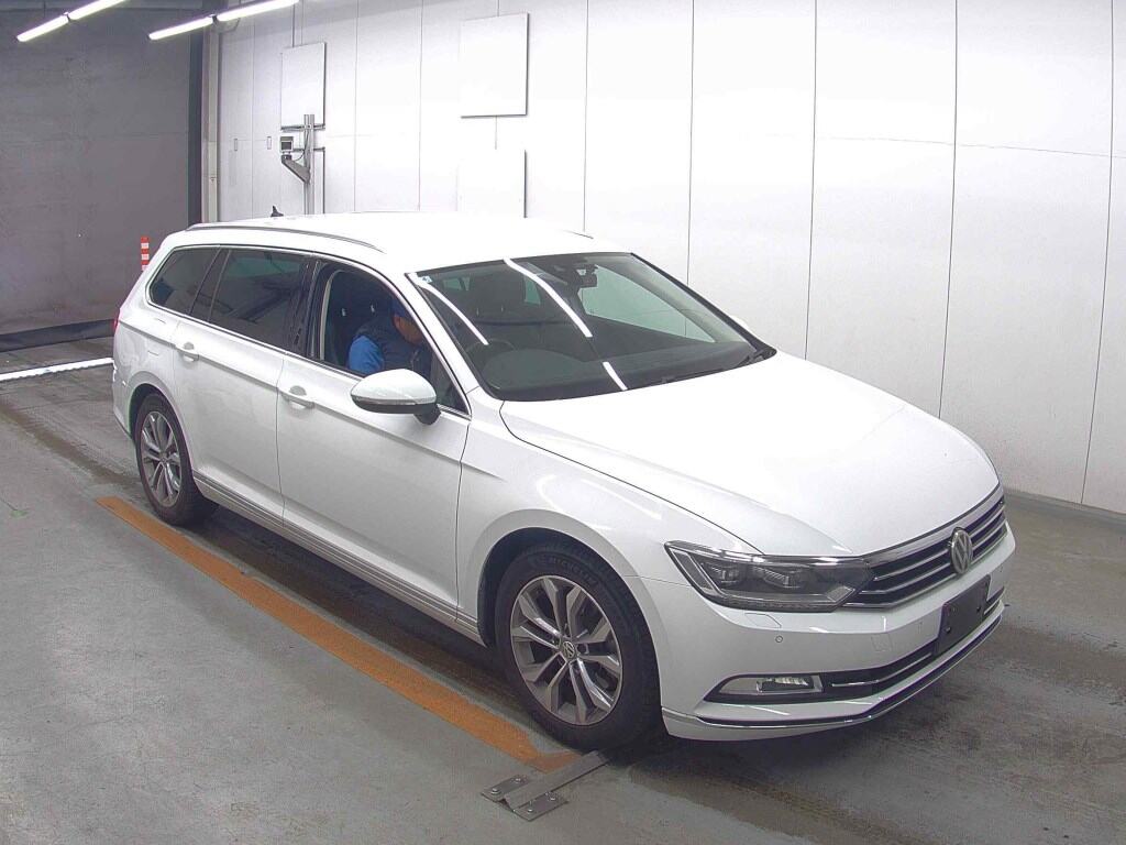 VOLKSWAGEN PASSAT VARIANT