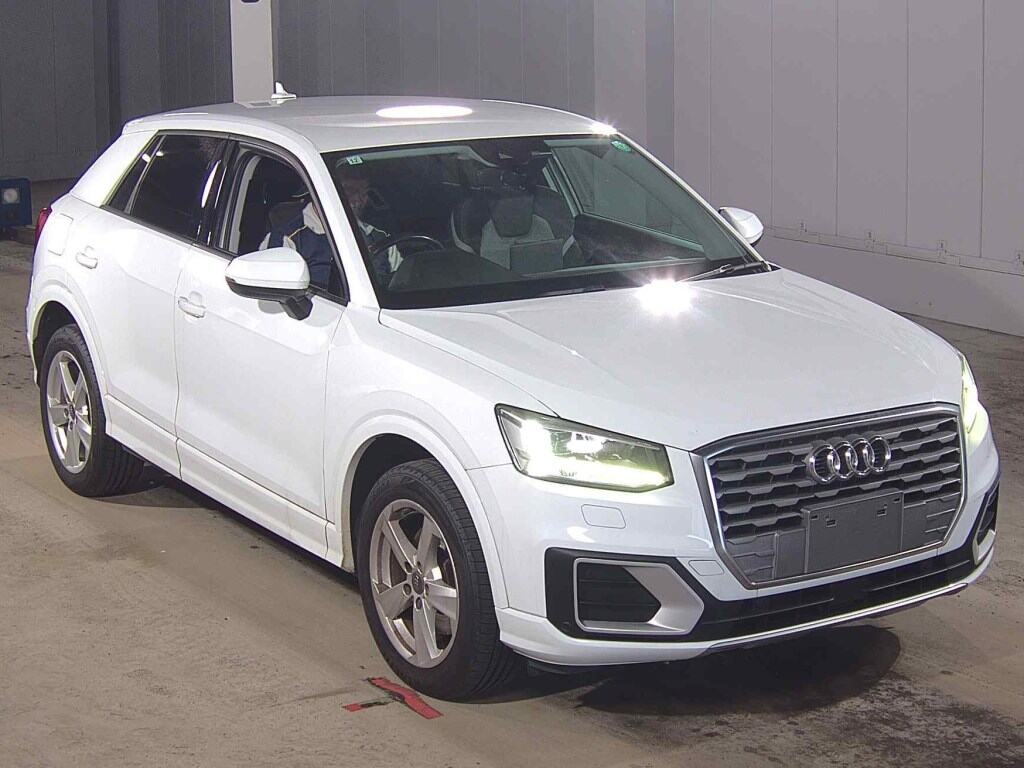 AUDI Q2