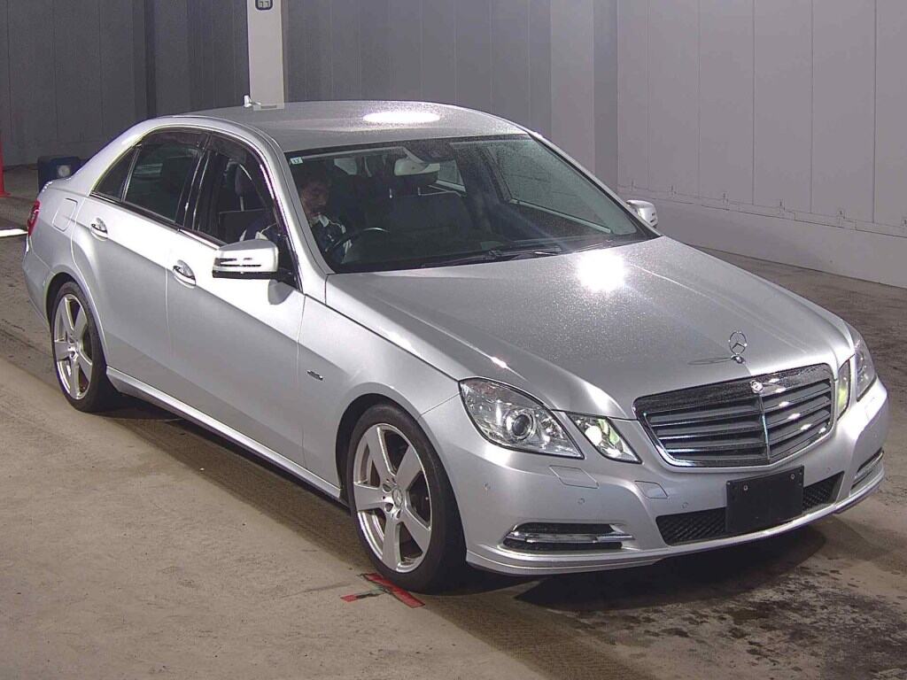 MERCEDES BENZ E-CLASS