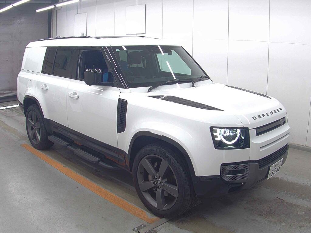 LAND ROVER DEFENDER