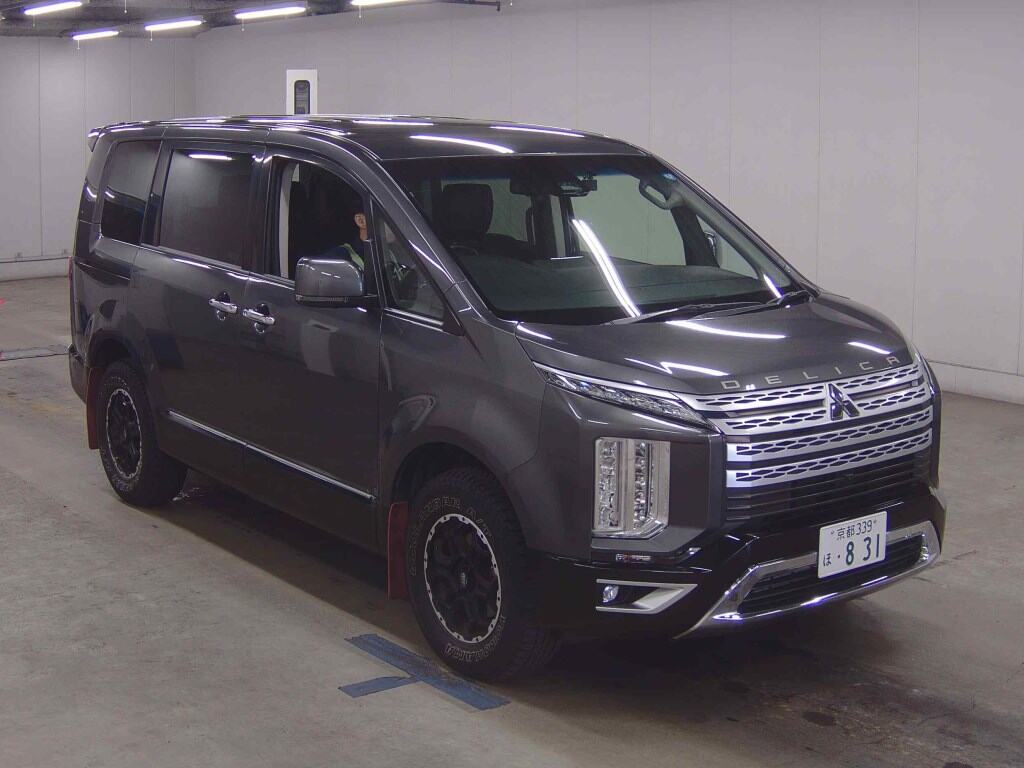 MITSUBISHI DELICA D:5