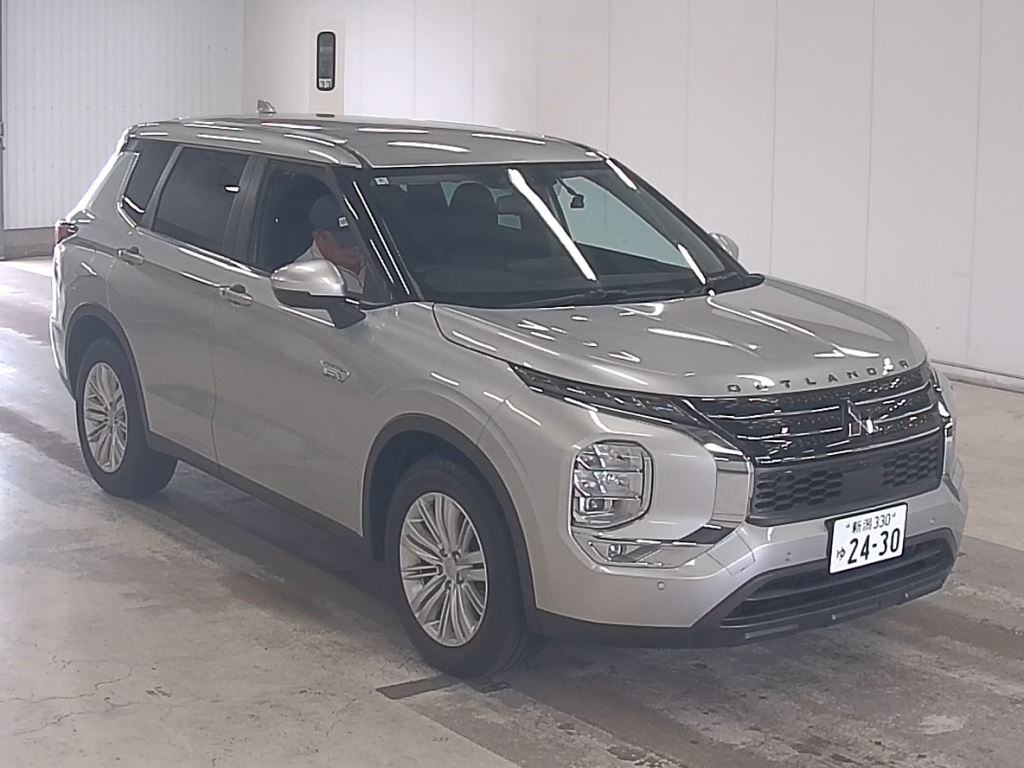 MITSUBISHI OUTLANDER PHEV