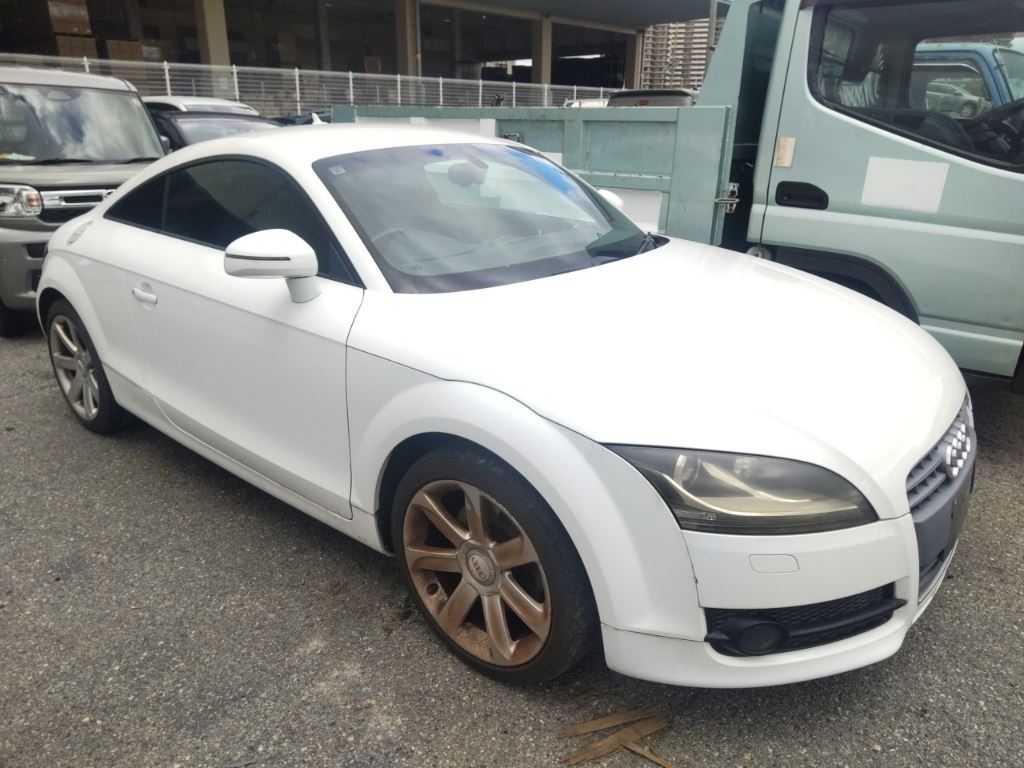 AUDI TT COUPE