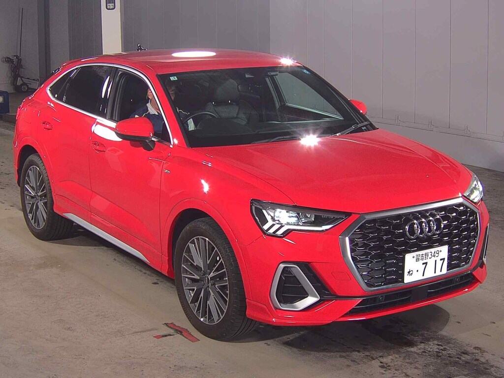 AUDI Q3 SPORTBACK