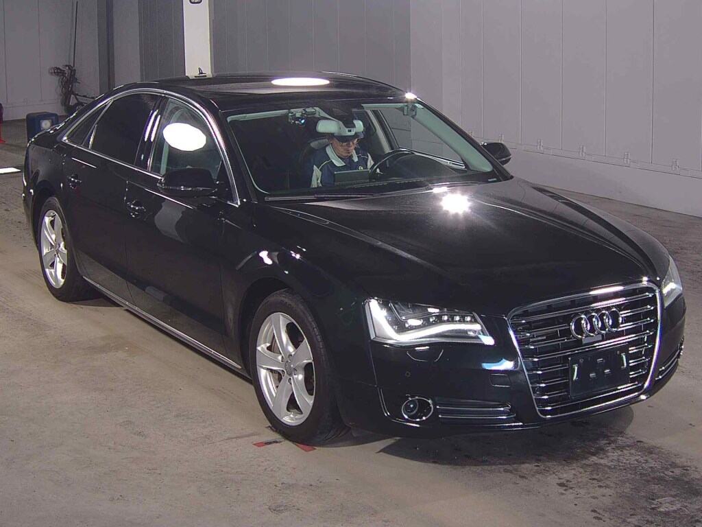 AUDI A8