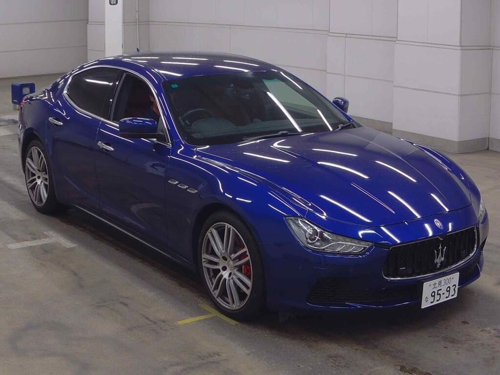 MASERATI GHIBLI